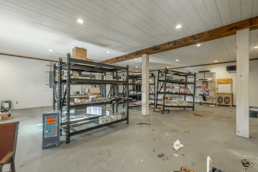 More Photos Of 1025 S Westwood Blvd, Poplar Bluff General Retail For Sale