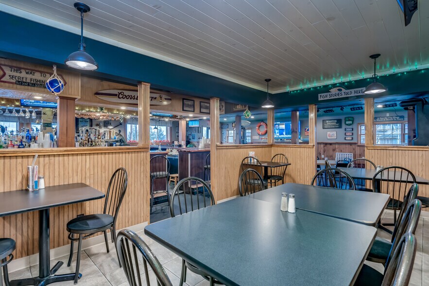 More Photos Of 226 Webb St, Clayton Bar For Sale