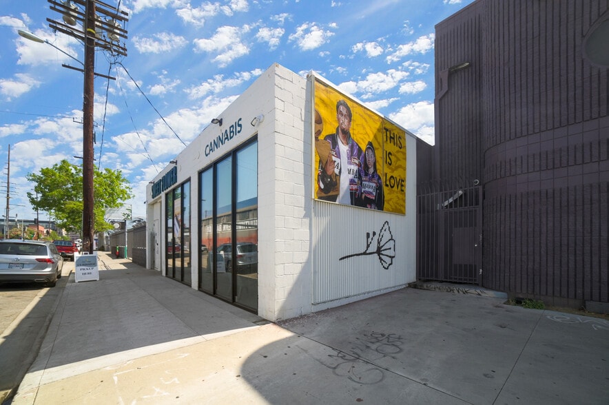 More Photos Of 614 S Mateo St, Los Angeles Storefront For Lease