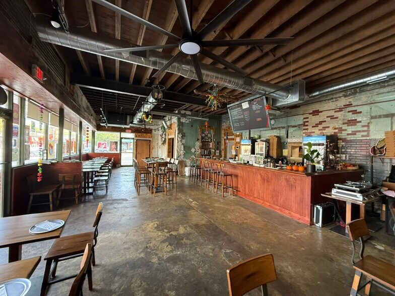 More Photos Of 377 Moreland Ave, Atlanta Fast Food For Sale