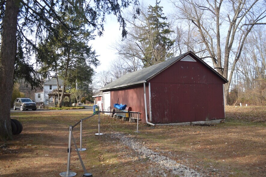 More Photos Of 2516 Pennington Rd, Pennington Medical For Sale