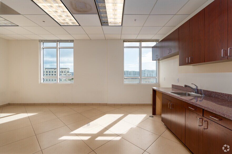 Photo of 6th Floor Ste 600