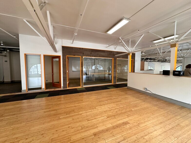 More Photos Of 810-816 Hamilton St, Redwood City General Retail For Sale