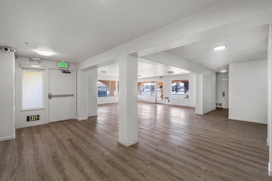 More Photos Of 2001 Broadway, San Pablo Apartments For Sale