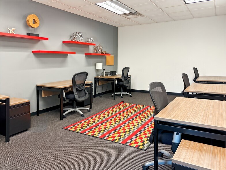 More Photos Of 2219 Rimland Dr, Bellingham Coworking Space