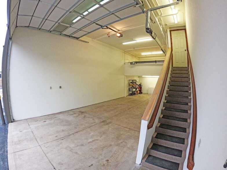 More Photos Of 29320 Industrial Way, Evergreen Self Storage For Sale