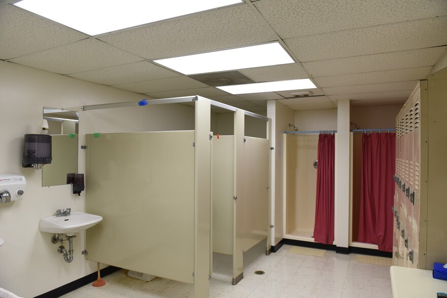 More Photos Of 3208 N Ohenry Blvd, Greensboro Health Club For Sale