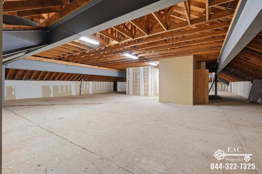 More Photos Of 887 Bridgeport Ave, Shelton Medical For Lease
