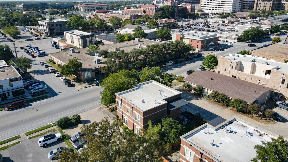 More Photos Of 814 Pennsylvania Ave, Fort Worth Loft Creative Space For Sale