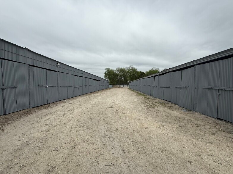 More Photos Of 4930 Callaghan Rd, San Antonio Self Storage For Sale
