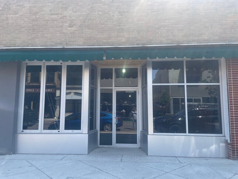 More Photos Of 5715 6th Ave, Kenosha Freestanding For Sale