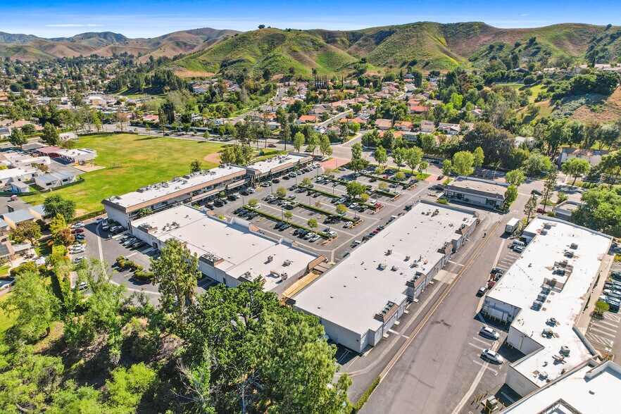 More Photos Of 5835-5915 Kanan Rd, Agoura Hills Unknown For Lease