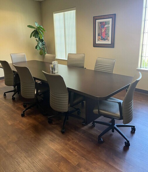 More Photos Of 1600 G St, Modesto Office For Sale