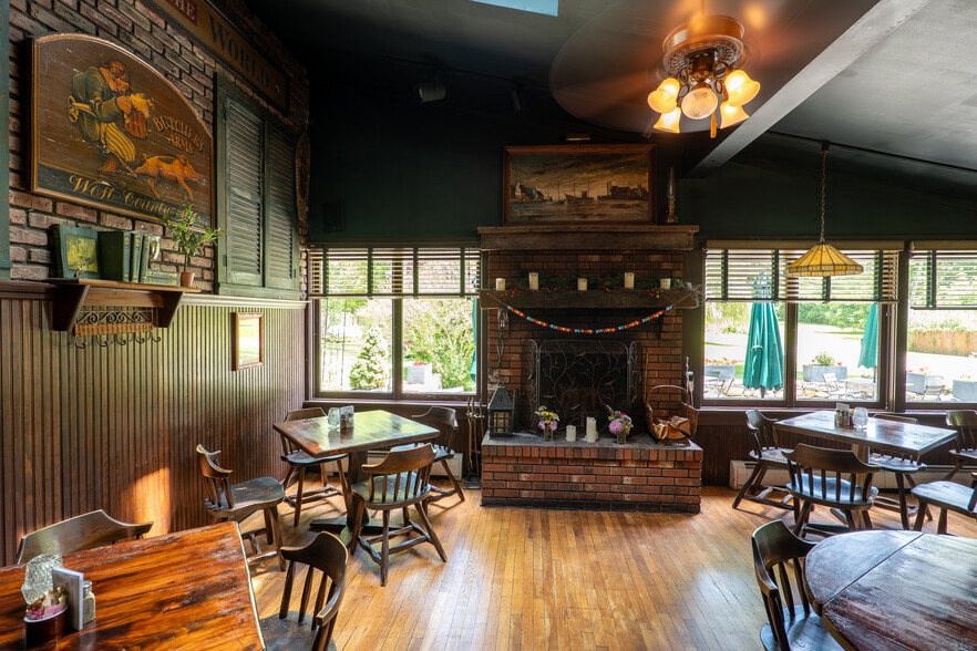 More Photos Of 333 Kent Rd, Kent Restaurant For Sale