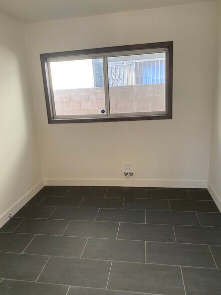 More Photos Of 9561 Van Nuys Blvd, Panorama City Medical For Lease