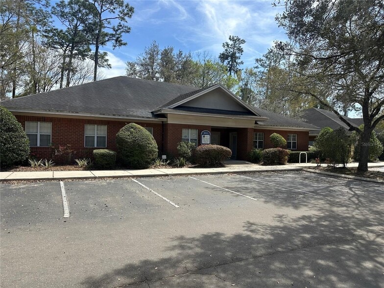 Primary Photo Of 4611 NW 53rd Ave, Gainesville Medical For Sale