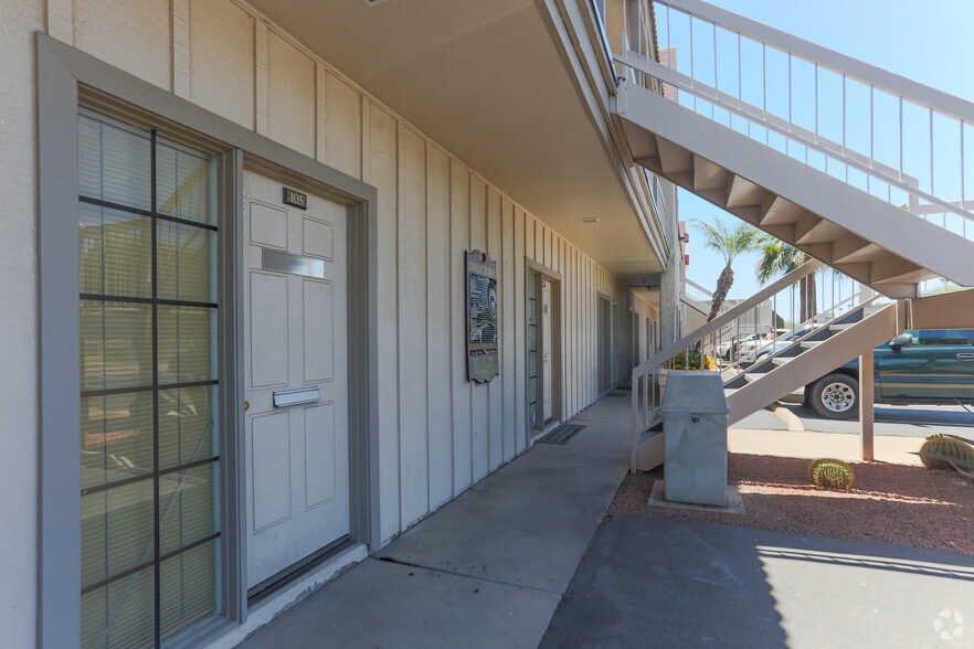 More Photos Of 10443 N Cave Creek Rd, Phoenix Research And Development For Lease