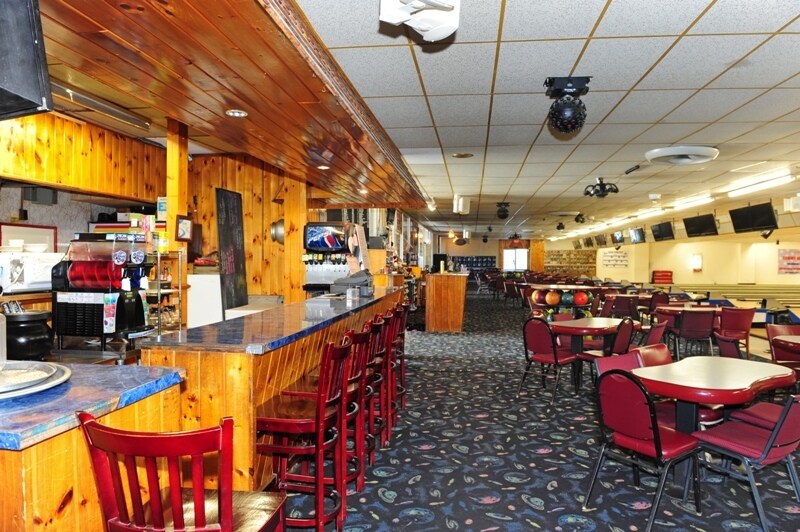 More Photos Of 109 Stockbridge Rd, Great Barrington Bowling Alley For Sale