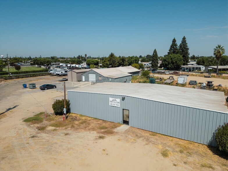 More Photos Of 901 E Broadway Ave, Atwater Specialty For Sale