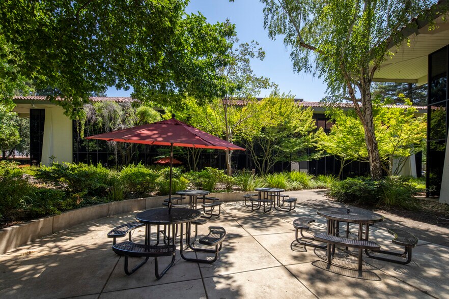 More Photos Of 10971 Sun Center Dr, Rancho Cordova Office For Sale