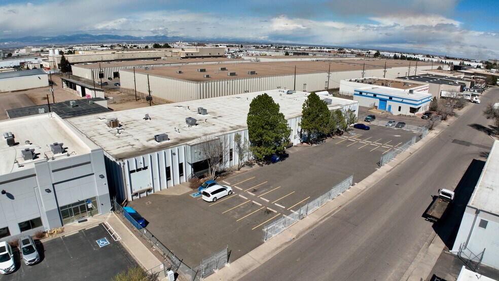 More Photos Of 3795 Paris St, Denver Warehouse For Lease