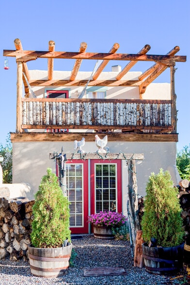 More Photos Of 613 Callejon Rd, Taos Hospitality For Sale