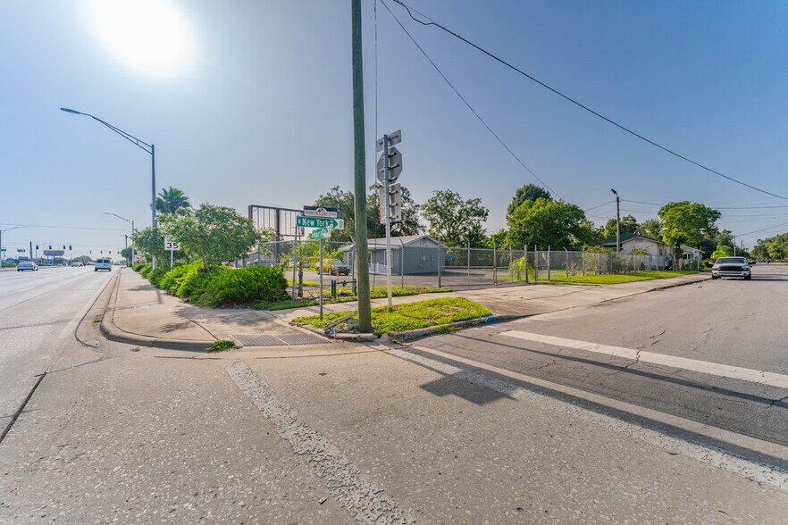 More Photos Of 120 W Memorial Blvd, Lakeland Auto Dealership For Sale