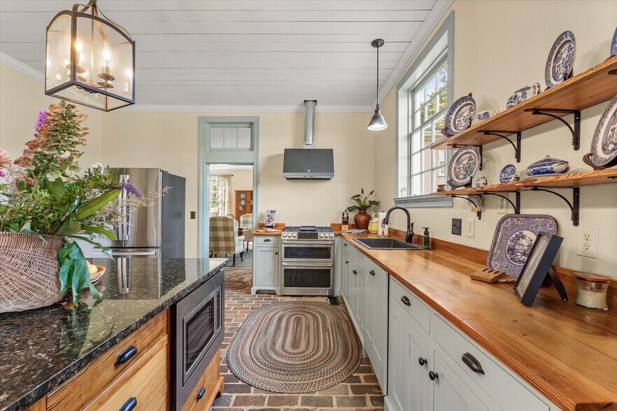 More Photos Of 129-131 Elizabeth St, Athens Lodge Meeting Hall For Sale