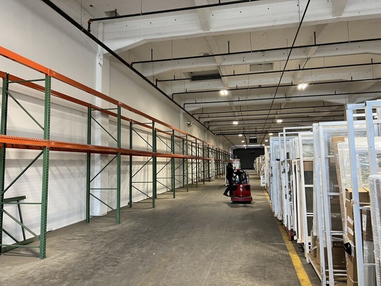 More Photos Of 75 Aircraft Rd, Southington Manufacturing For Lease