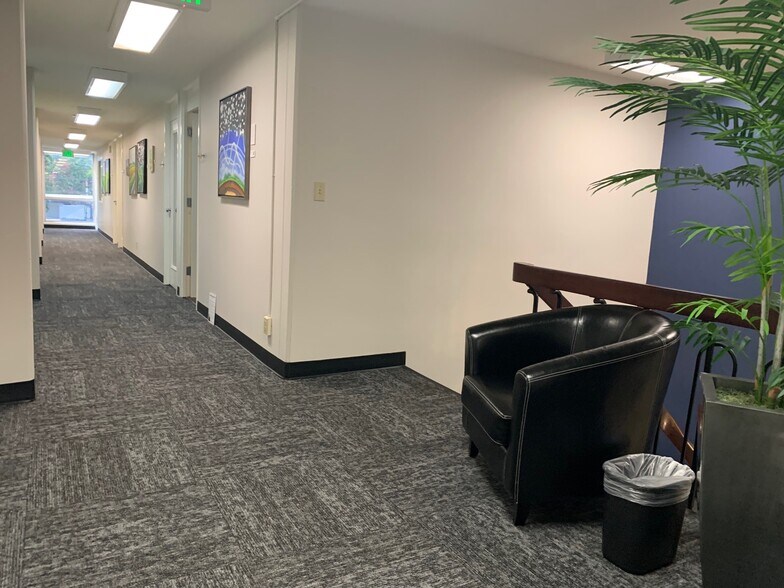 More Photos Of 1600 Oak St, Eugene Office For Lease