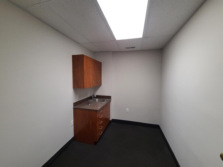 More Photos Of 105 Manheim Ave, Bridgeton Medical For Lease