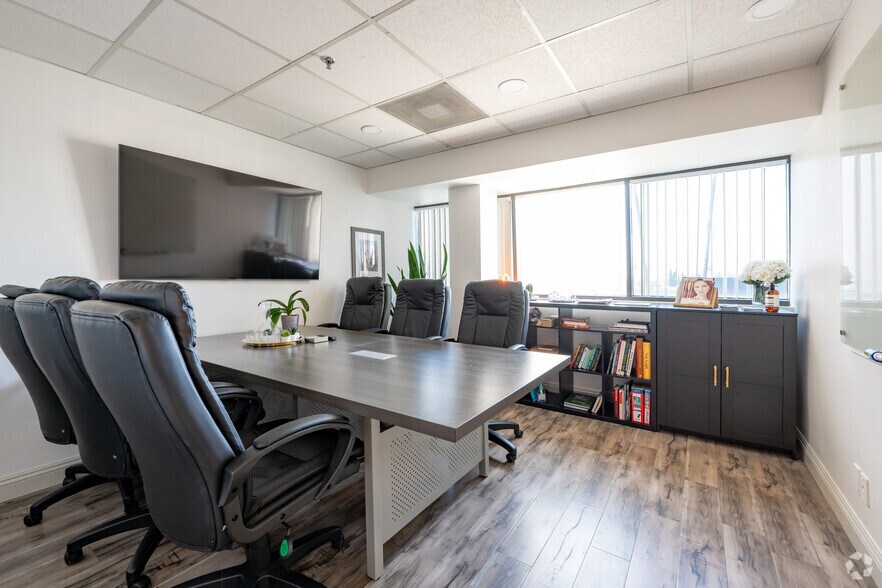 More Photos Of 9025 Wilshire Blvd, Beverly Hills Medical For Lease
