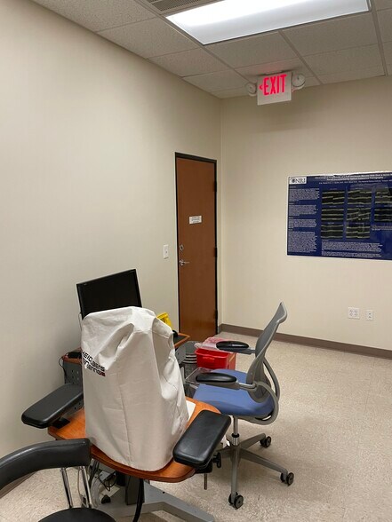 More Photos Of 4010 Sandy Brook Dr, Round Rock Medical For Sale