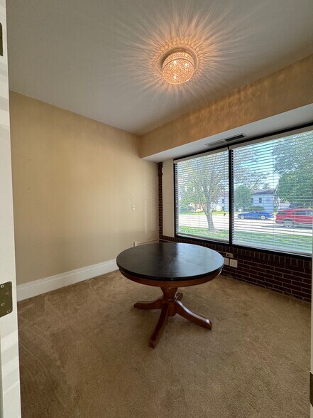 More Photos Of 33 Public Sq, Brecksville Office For Lease