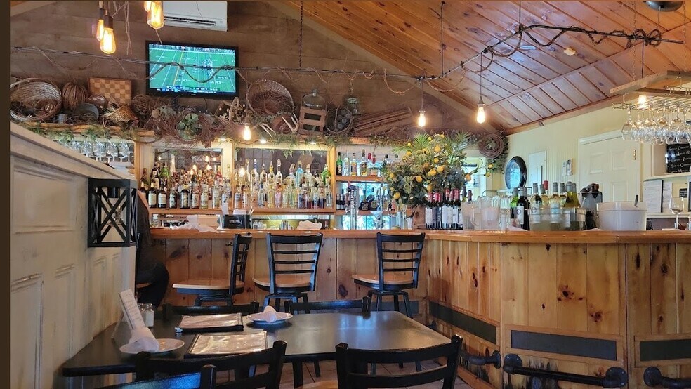 More Photos Of 1115 Hartford Pike, Scituate Restaurant For Sale
