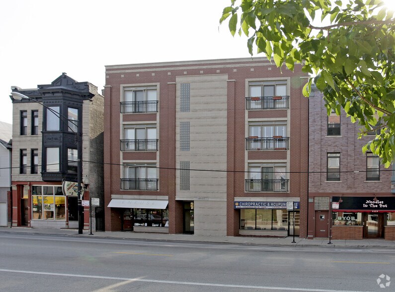 2455 N Halsted St Unit 2457  