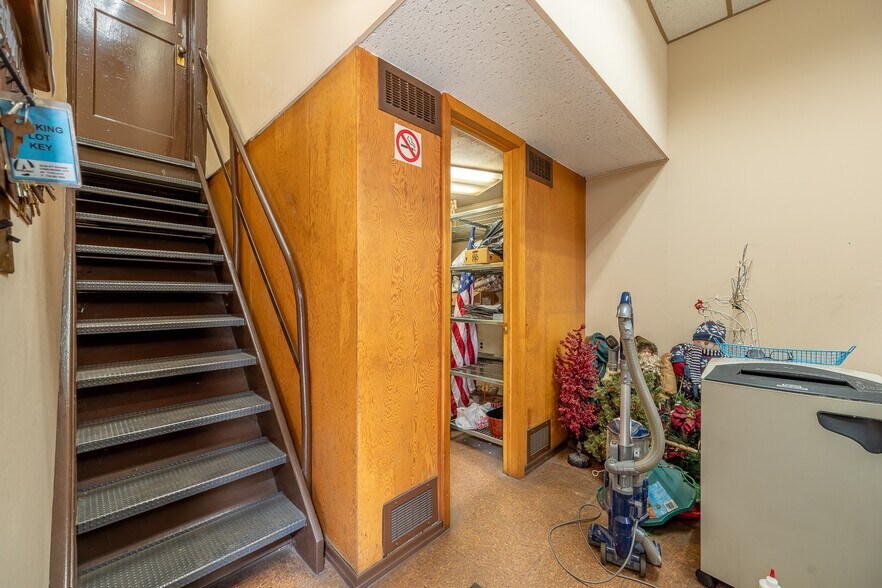 More Photos Of 4332 33rd St, Long Island City Industrial For Sale
