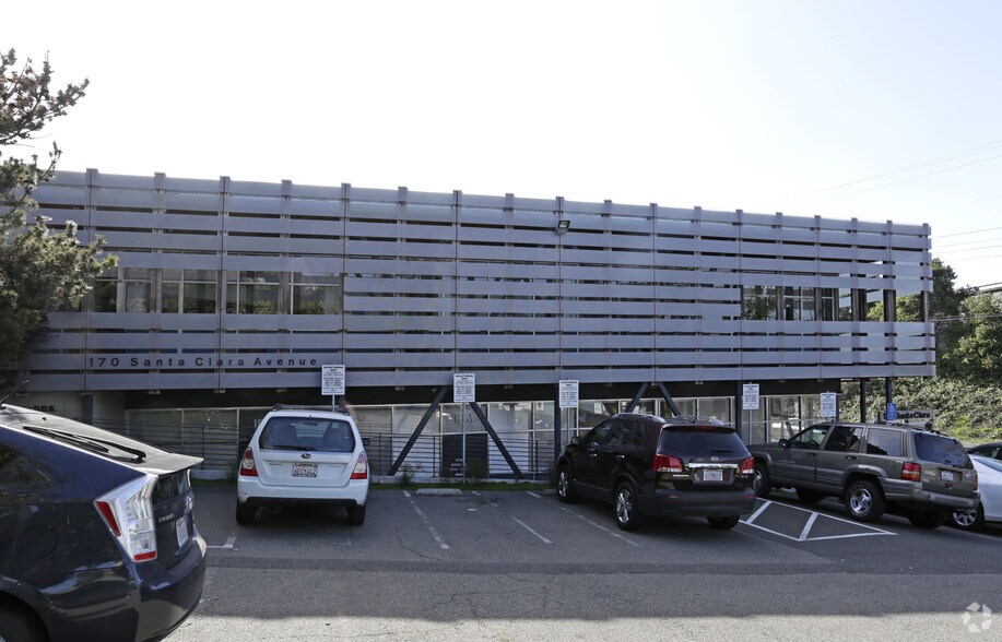 More Photos Of 168-170 Santa Clara Ave, Oakland Medical For Lease