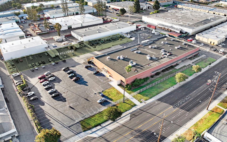 More Photos Of 1001 S Grand Ave, Santa Ana Industrial For Lease