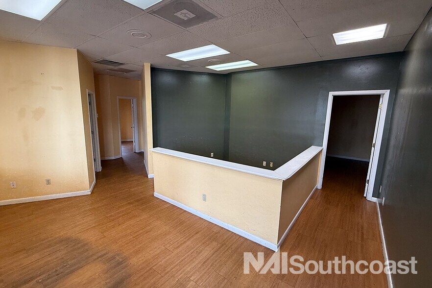 More Photos Of 715-735 Colorado Ave, Stuart Unknown For Lease
