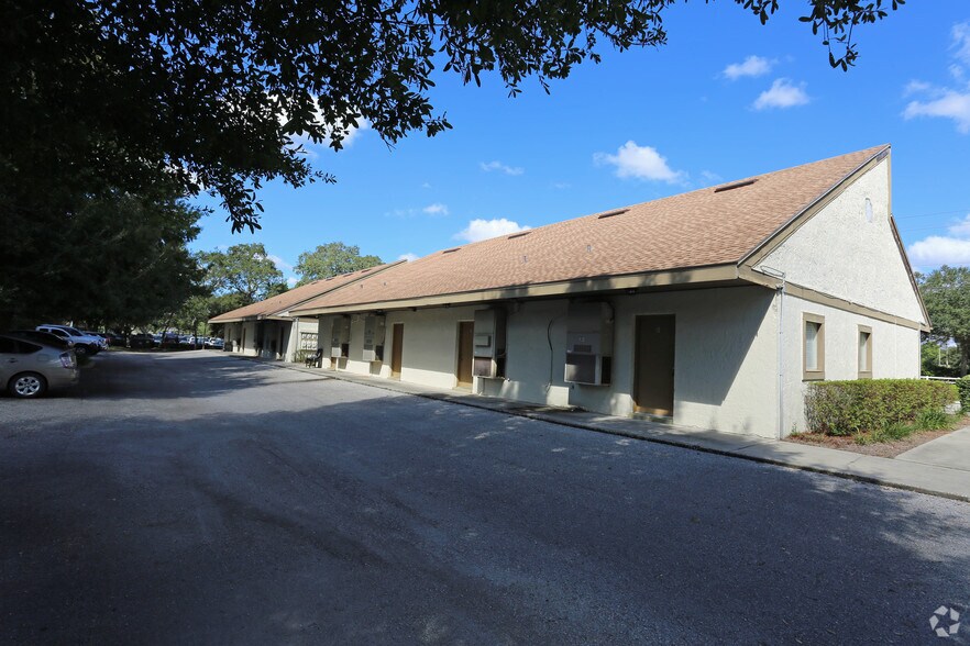 More Photos Of 7403 Temple Terrace Hwy, Temple Terrace Loft Creative Space For Lease