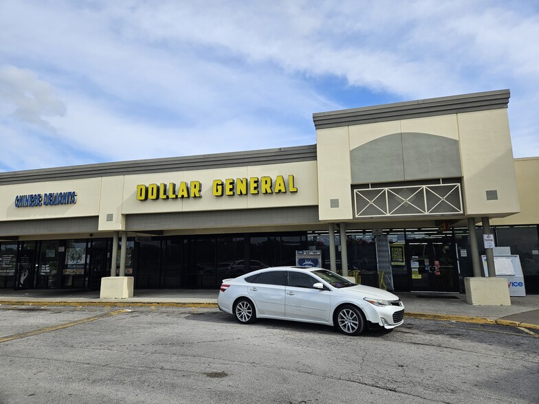 More Photos Of 4300 Clarcona Ocoee Rd, Orlando General Retail For Sale