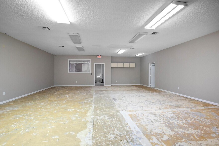 More Photos Of 1240 E Normandy Blvd, Deltona Office For Sale