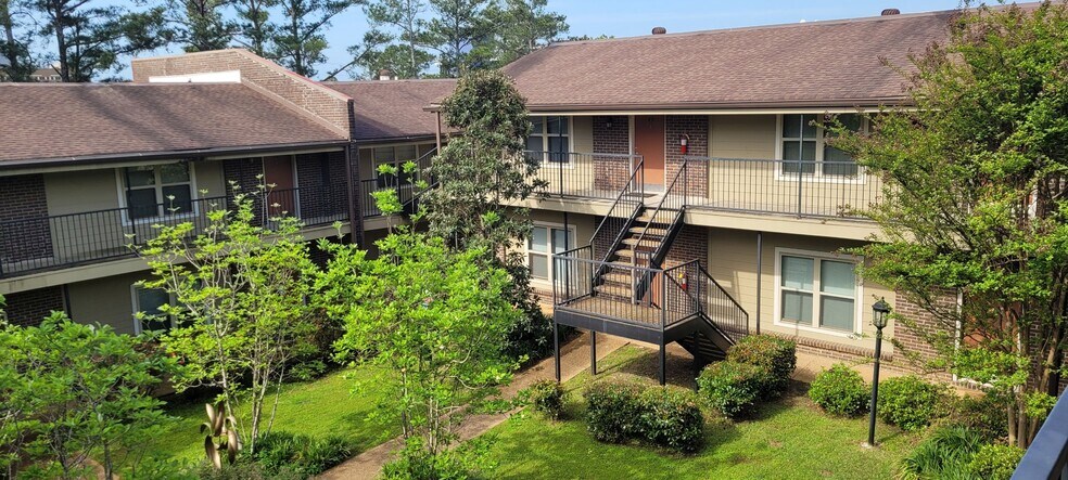 More Photos Of 770 Lakeland Dr, Jackson Apartments For Sale