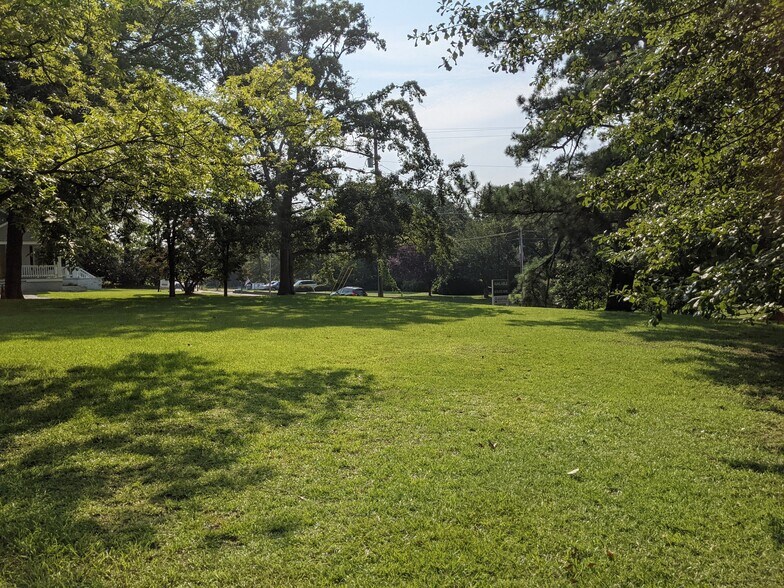 More Photos Of 517 N Main St, Fuquay Varina Land For Sale