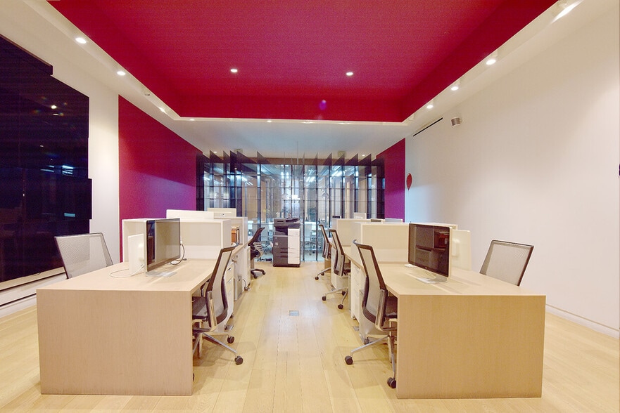 More Photos Of 68 Thomas St, New York Apartments For Sale