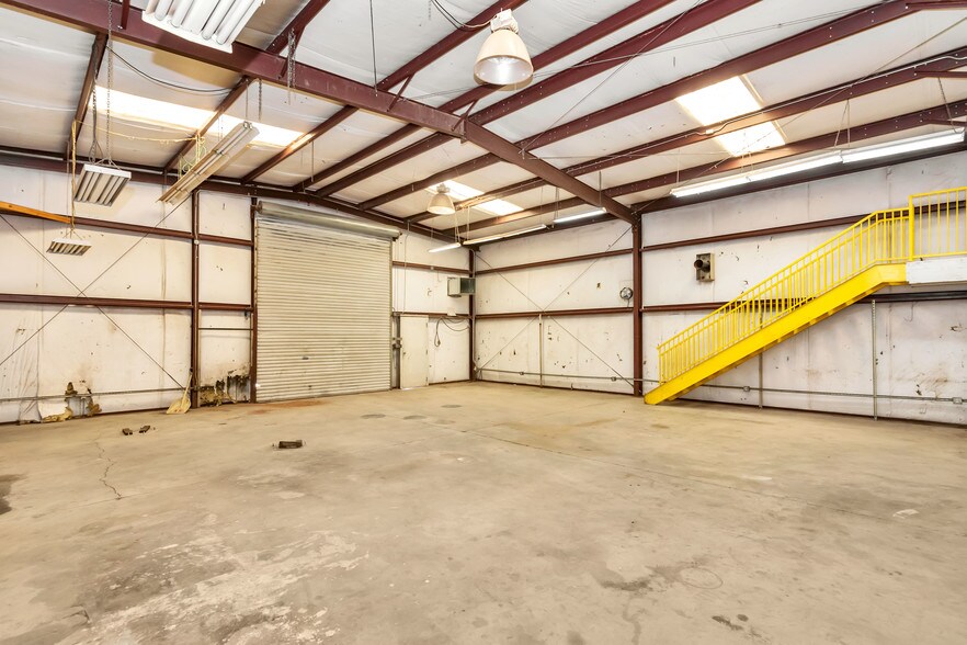 More Photos Of 24702 N 9th Ave, Phoenix Contractor Storage Yard For Sale