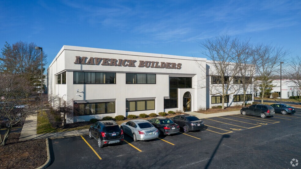 More Photos Of 1667-1679 Gateway Cir, Grove City Flex For Lease