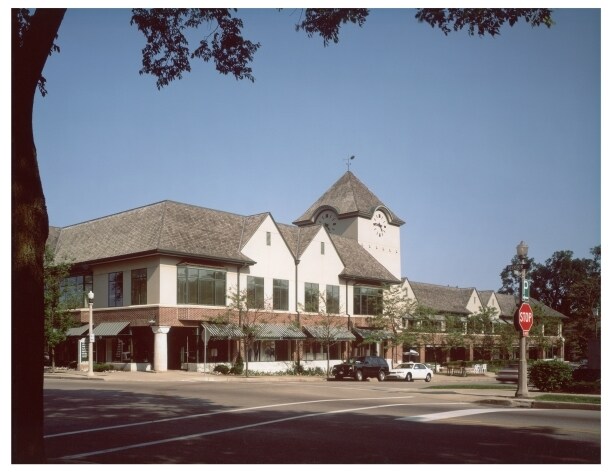 More Photos Of 225 E Deerpath, Lake Forest Unknown For Lease