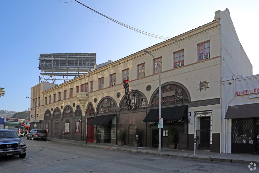 Primary Photo Of 6646 Hollywood Blvd, Hollywood Storefront Retail Office For Sale